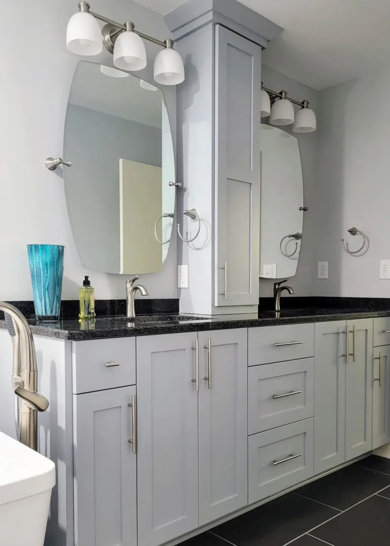 Custom bathroom vanity and cabinets