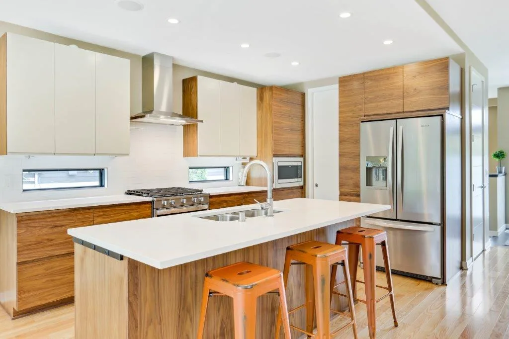 Custom contemporary kitchen cabinets