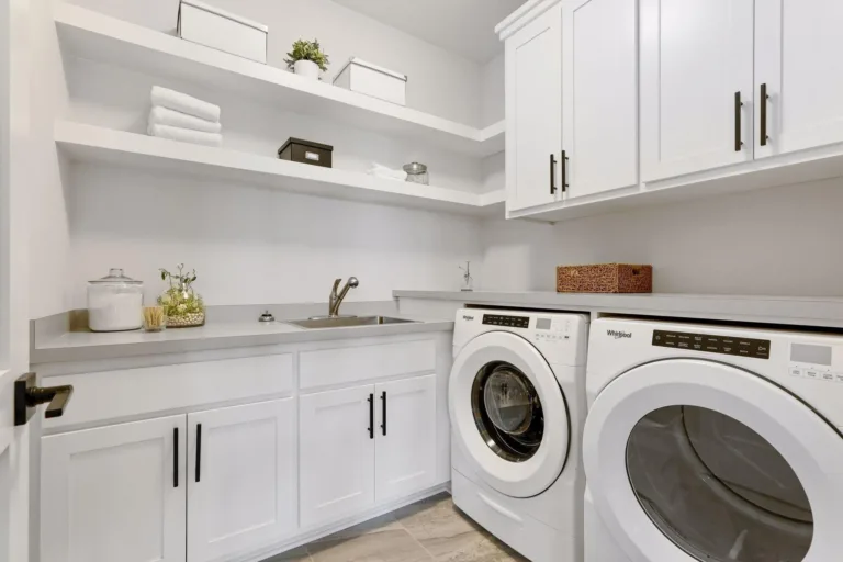 Custom laundry room cabinets