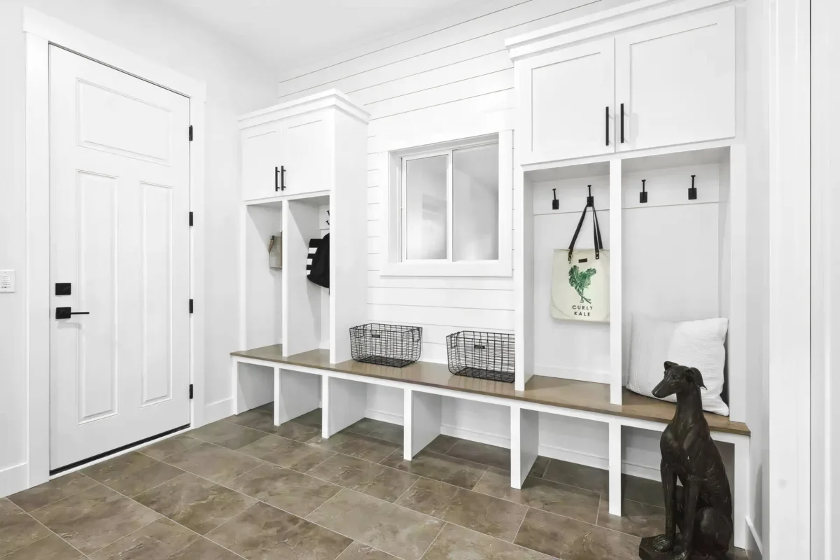 custom mudroom cabinets