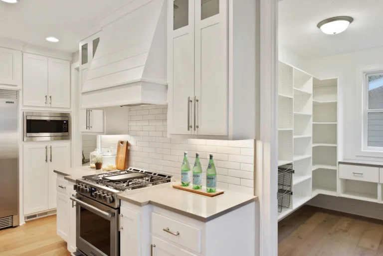 Custom kitchen pantry cabinets