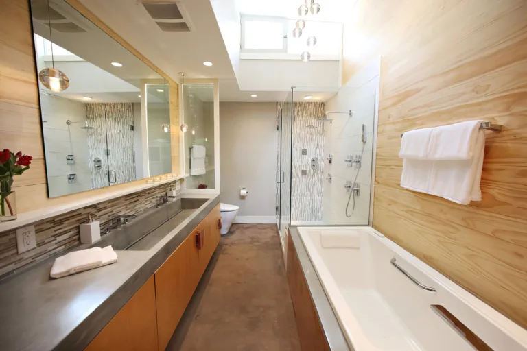 Custom bathroom vanity and cabinets